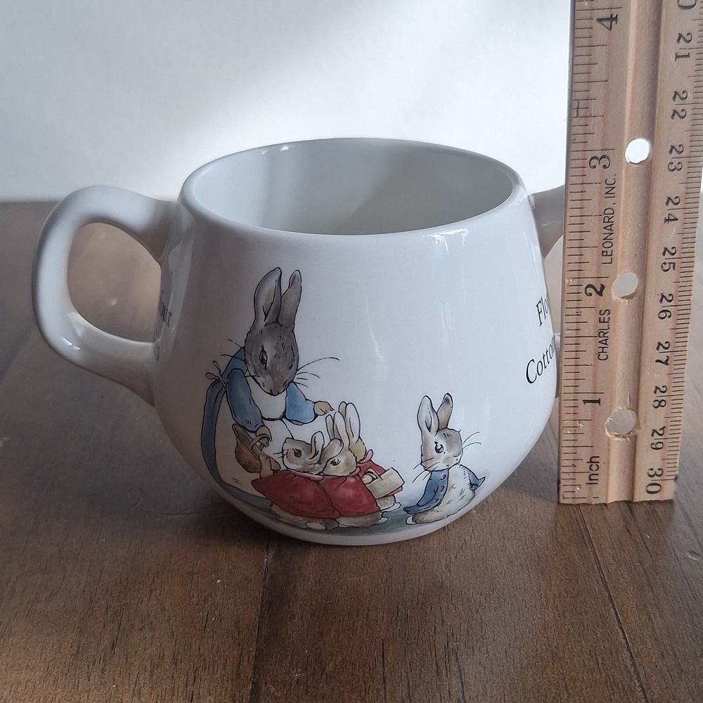 Peter Rabbit Child's Mug by Wedgewood - Picture 8 of 9
